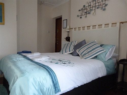 Oaklands House - Adults Only Hotel Brading Exterior photo