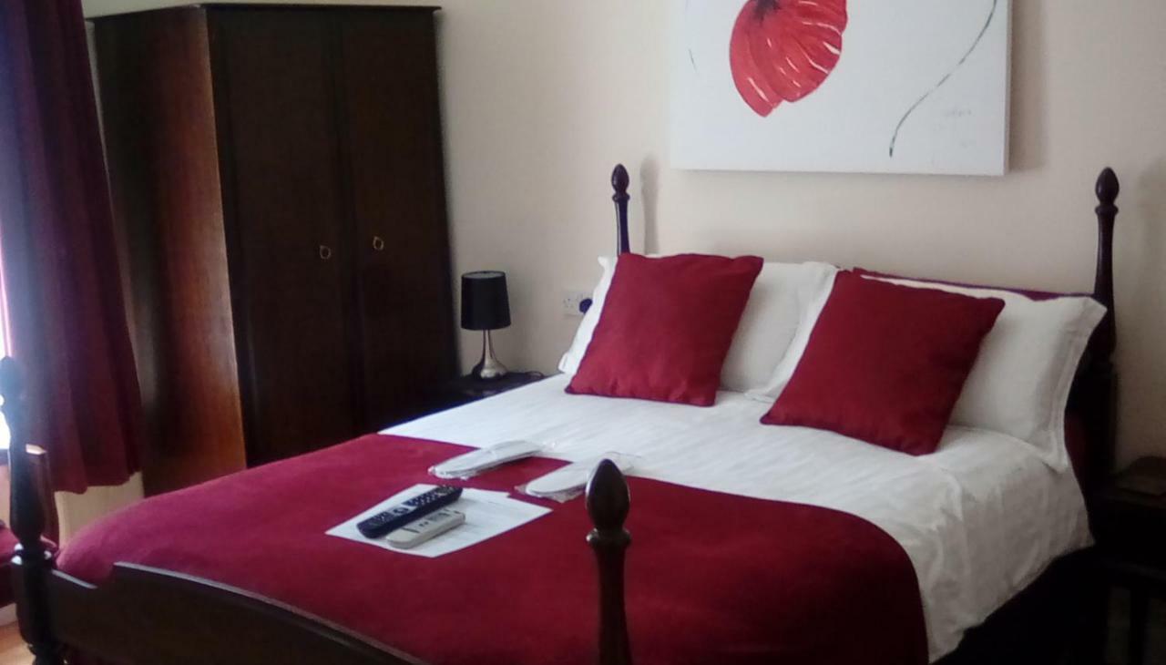 Oaklands House - Adults Only Hotel Brading Exterior photo